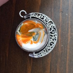 Cresent Moon pendant